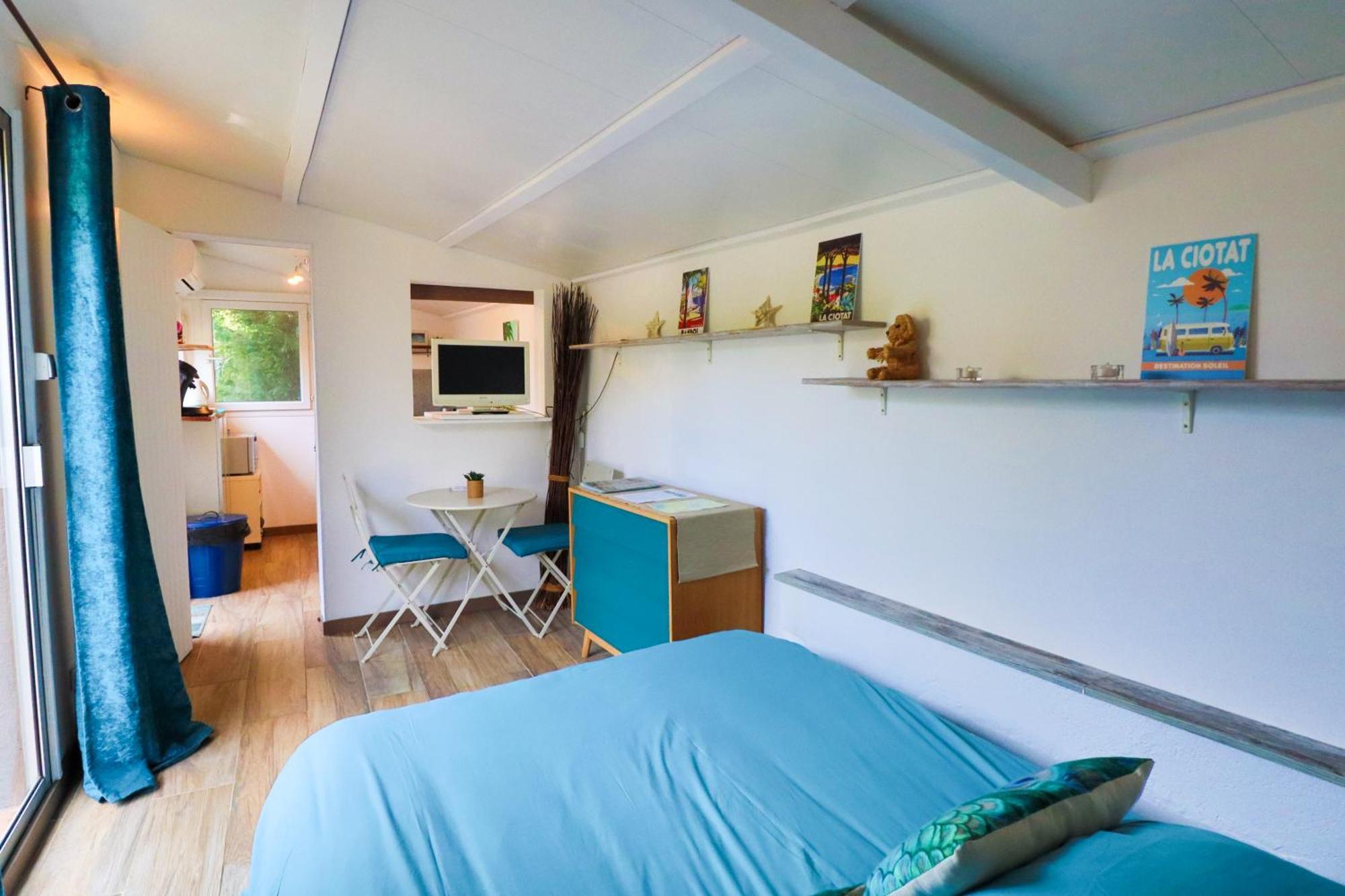 Le Mas De Bertagne Studio Kitchenette Terrasse Piscine Gémenos Екстериор снимка