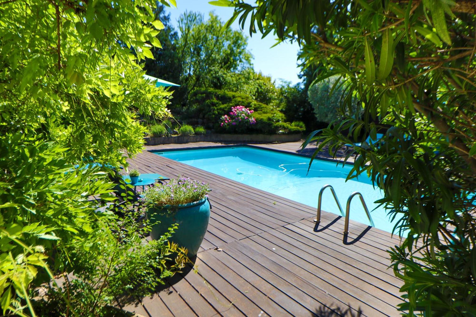 Le Mas De Bertagne Studio Kitchenette Terrasse Piscine Gémenos Екстериор снимка